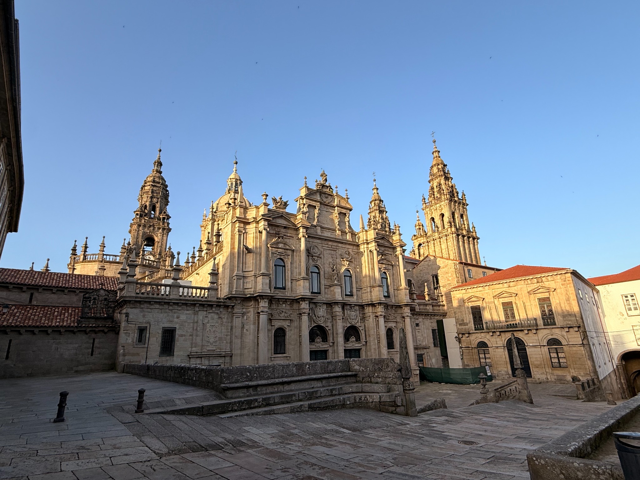 Kathedrale von Santiago de Compostela im Abendlicht